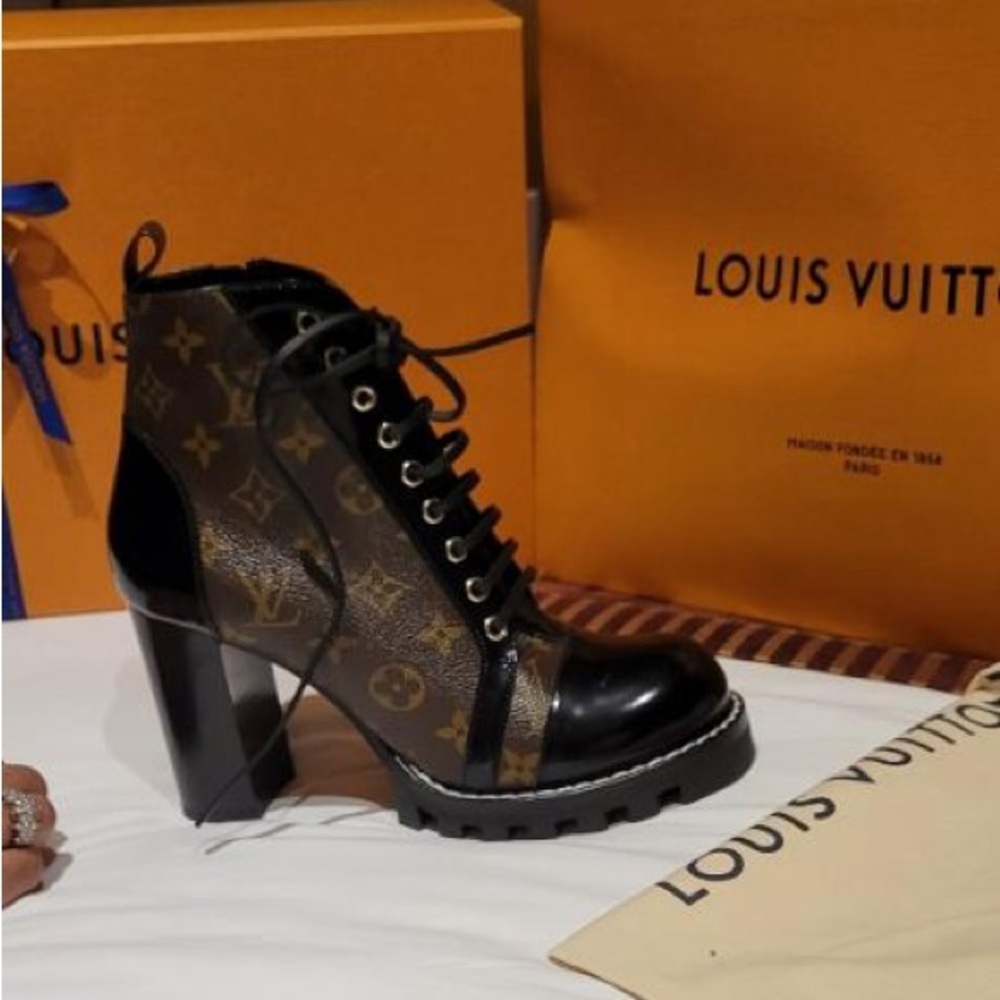 Louis Vuitton Star Trail Ankle Boot